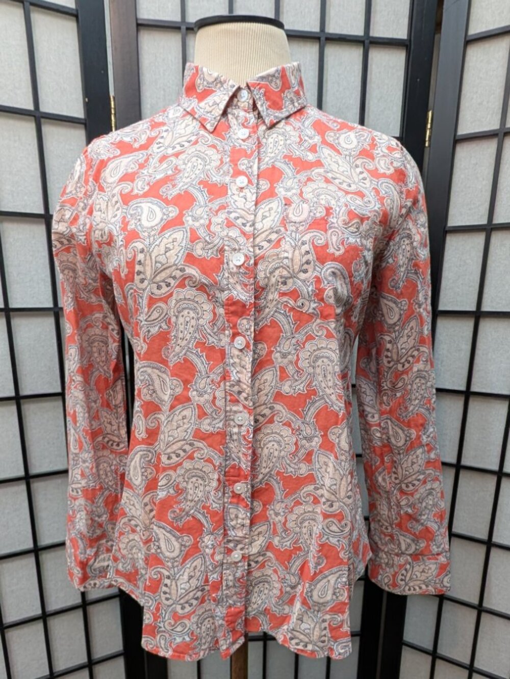 Ann Taylor Coral Paisley Button Front Shirt Roll-Tab Sleeves 100% Cotton size SP